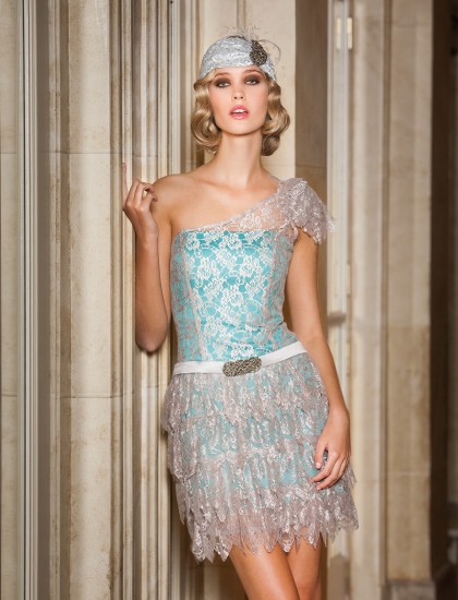 κοντό cocktail φόρεμα δαντέλα